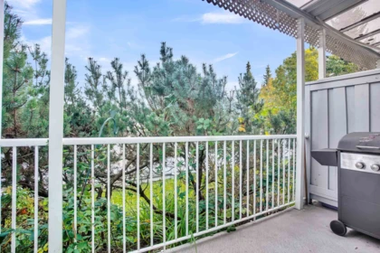 Basement Recreation Room Photo of 38 13706 74 Avenue, Surrey, BC