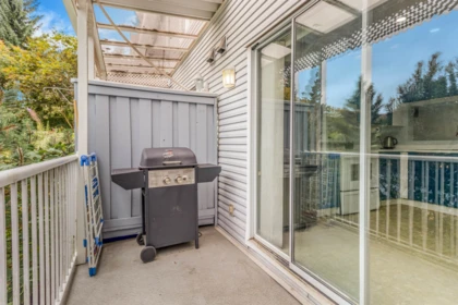 Laundry Room Photo of 38 13706 74 Avenue, Surrey, BC