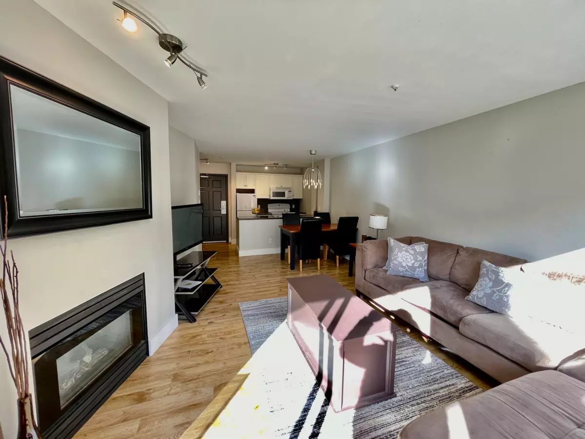 Living Room Photo of 103 4800 Spearhead Drive, Whistler, BC
