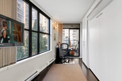 Walk-In Closet Photo of 601 989 Beatty Street, Vancouver, BC