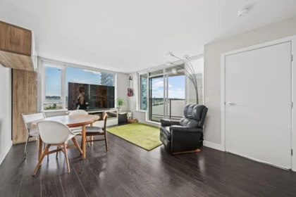 Breakfast Nook Photo of 1811 668 Columbia Street, New Westminster, BC