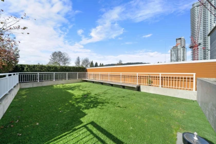 Front Yard Photo of 1303 652 Whiting Way, Coquitlam, BC
