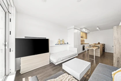 Primary Bedroom Photo of 1303 652 Whiting Way, Coquitlam, BC