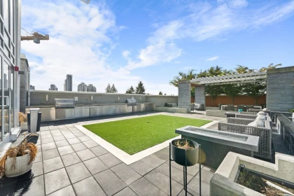 Swimming Pool Photo of 1303 652 Whiting Way, Coquitlam, BC
