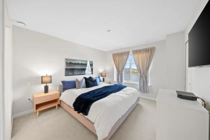 Office / Den Photo of 14 5551 Admiral Way, Delta, BC