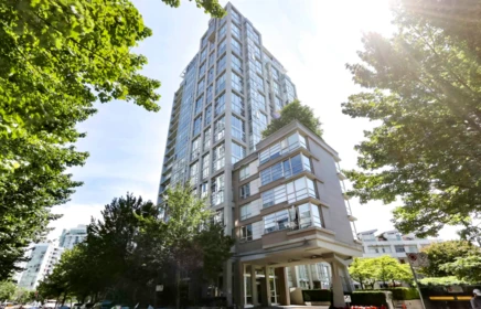 Hot Tub / Spa Photo of 501 1228 Marinaside Crescent, Vancouver, BC