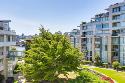 Office / Den Photo of 501 1228 Marinaside Crescent, Vancouver, BC