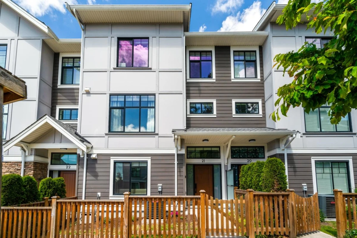 Exterior Rear Photo of 21 20261 72b Avenue, Langley, BC