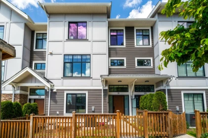 21 20261 72b Avenue, Langley, BC, Langley — Townhouse for sale