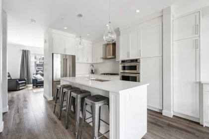 Kitchen Island Photo of 21 20261 72b Avenue, Langley, BC