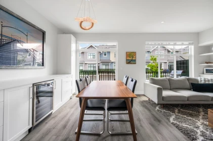 Kitchen Photo of 21 20261 72b Avenue, Langley, BC