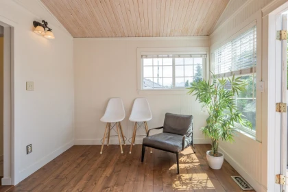 Mudroom Photo of 112 Durham Street, New Westminster, BC