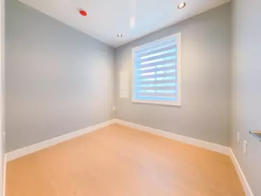 Bedroom 4 Photo of 1 2557 W King Edward Avenue, Vancouver, BC