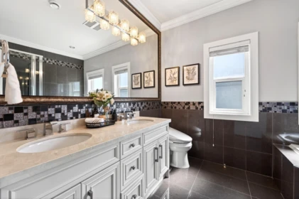 Laundry Room Photo of 10388 Swinton Crescent, Richmond, BC