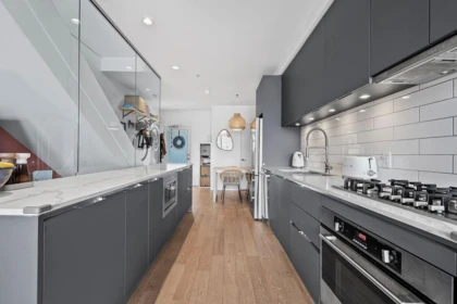 Kitchen Island Photo of 311 1647 E Pender Street, Vancouver, BC