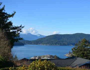 6240 Overstone Drive, West Vancouver, BC, West Vancouver — Single Family Residence for sale