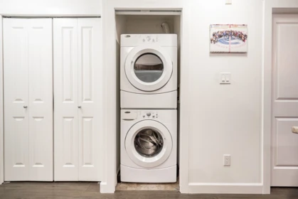 307 3939 Hastings Street, Burnaby, BC, Burnaby — Apartment/Condo for sale