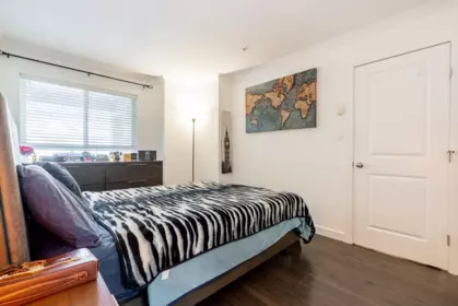 Hallway Photo of 307 3939 Hastings Street, Burnaby, BC