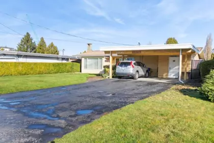 22641 Brown Avenue, Maple Ridge, BC, Maple Ridge — Single Family Residence for sale