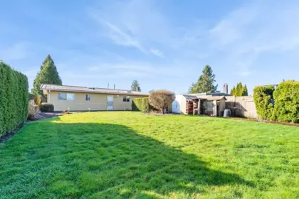 Swimming Pool Photo of 22641 Brown Avenue, Maple Ridge, BC