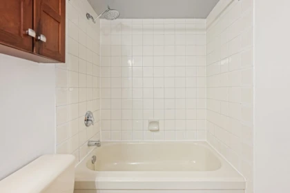 Laundry Room Photo of 319 555 W 14th Avenue, Vancouver, BC