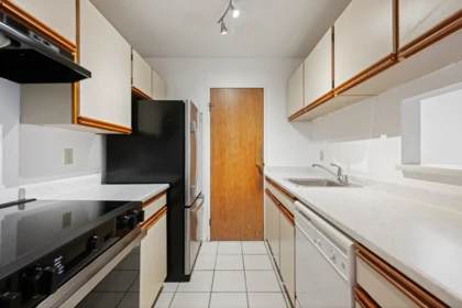 Primary Bedroom Photo of 319 555 W 14th Avenue, Vancouver, BC