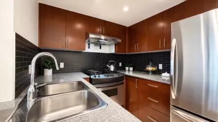 Primary Bedroom Photo of 301 8480 Granville Avenue, Richmond, BC
