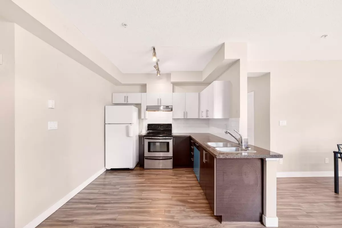 Dining Area Photo of 109 5692 Kings Road, Vancouver, BC