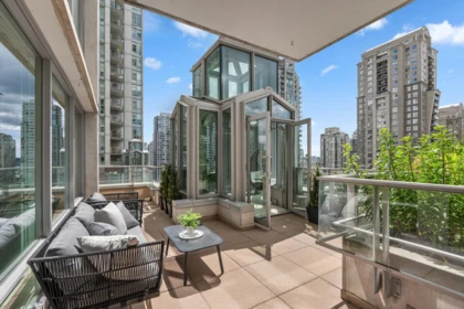 901 565 Smithe Street, Vancouver, BC, Vancouver — Apartment/Condo for sale