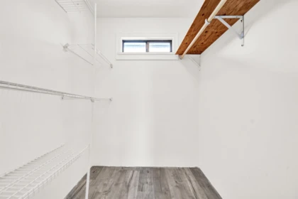 Hallway Photo of 15474 90 Avenue, Surrey, BC