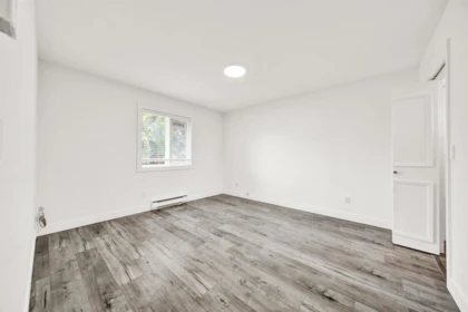 Mudroom Photo of 15474 90 Avenue, Surrey, BC