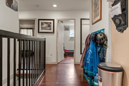 Mudroom Photo of 439 5th Avenue, Hope, BC