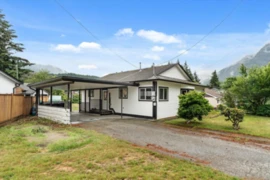 439 5th Avenue, Hope, BC