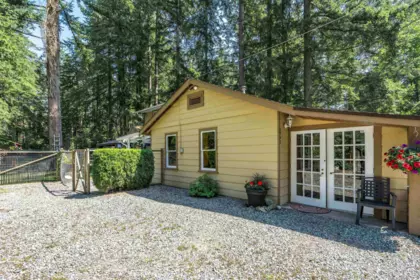 Mudroom Photo of 2552 200 Street, Langley, BC