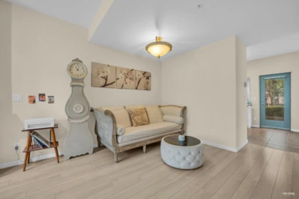 Primary Bedroom Photo of 2 6611 Southoaks Crescent, Burnaby, BC