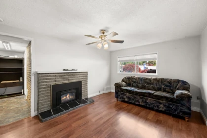 Staircase Photo of 33222 Hawthorne Avenue, Abbotsford, BC
