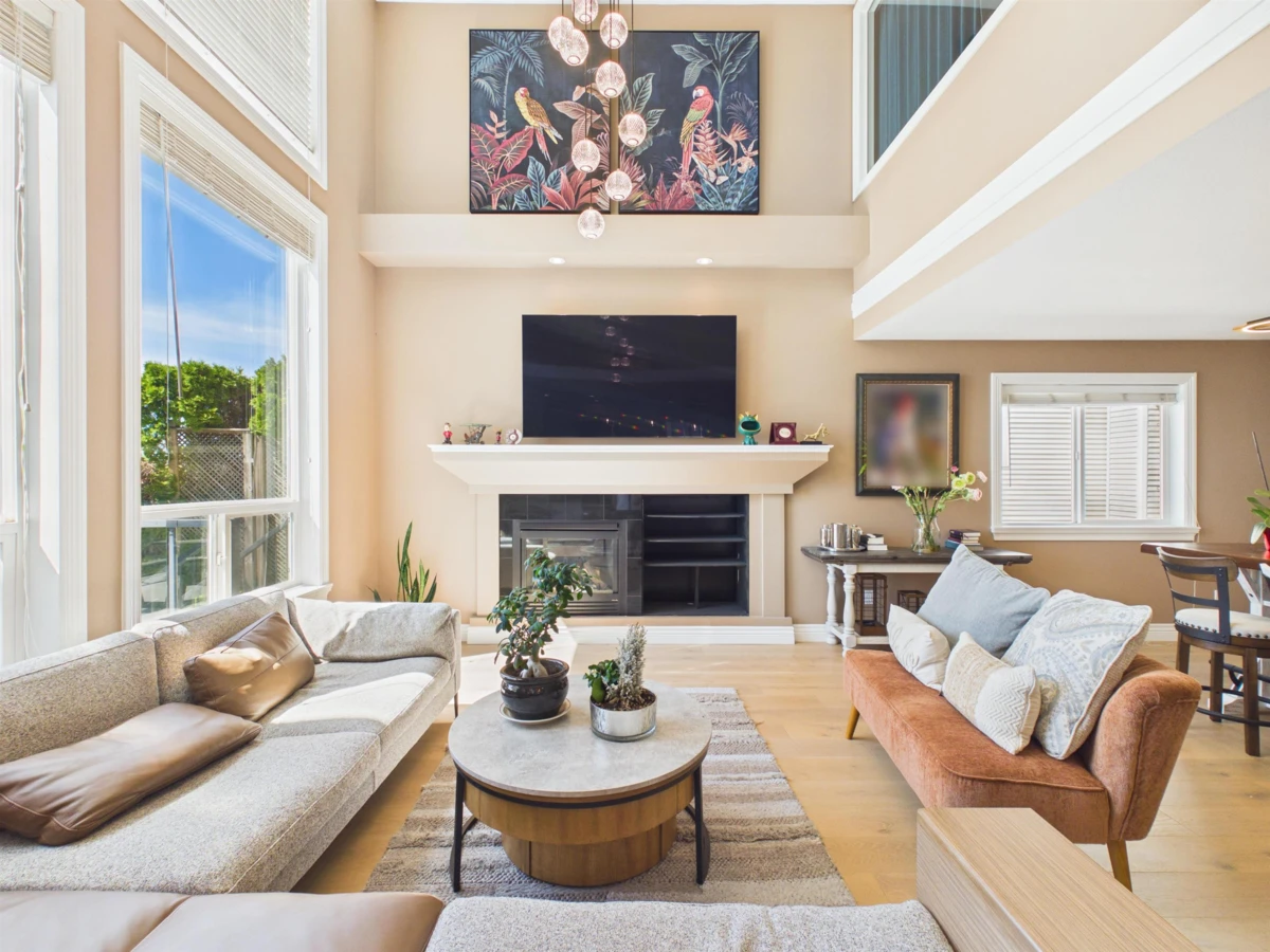 Family Room Photo of 3032 Maplewood Court, Coquitlam, BC