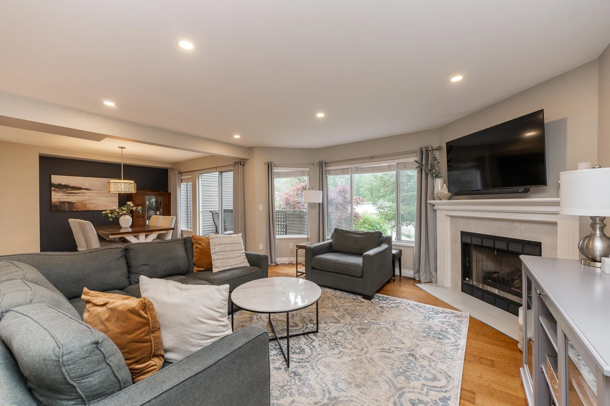 Dining Area Photo of 42 1271 Lasalle Place, Coquitlam, BC