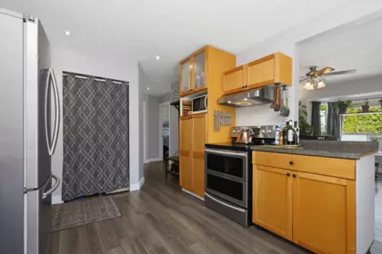 Breakfast Nook Photo of 8585 Broadway Street, Chilliwack, BC