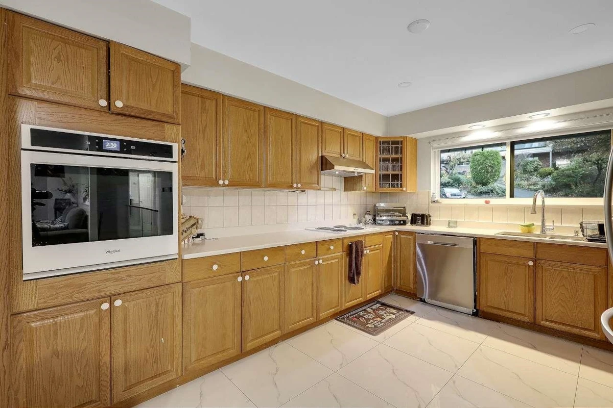 Dining Area Photo of 7985 Modesto Drive, Delta, BC