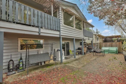 Swimming Pool Photo of 7985 Modesto Drive, Delta, BC