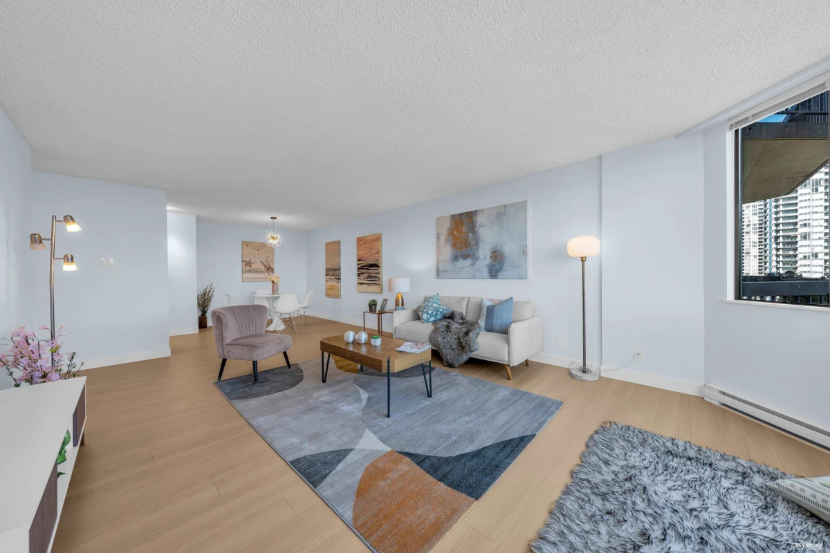 Family Room Photo of 2001 6540 Burlington Avenue, Burnaby, BC