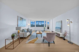 2001 6540 Burlington Avenue, Burnaby, BC