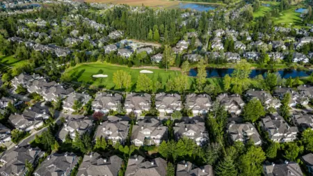 Swimming Pool Photo of 19 15715 34 Avenue, Surrey, BC