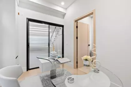 Primary Bathroom Photo of 1510 W 61st Avenue, Vancouver, BC