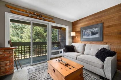 8 7001 Nesters Road, Whistler, BC, Whistler — Apartment/Condo for sale