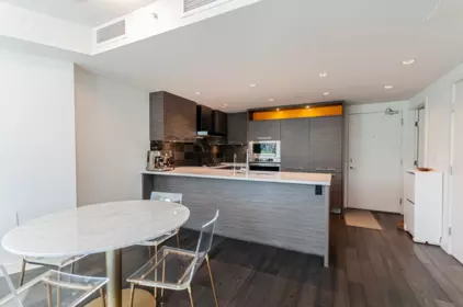 319 7468 Lansdowne Road, Richmond, BC, Richmond — Apartment/Condo for sale