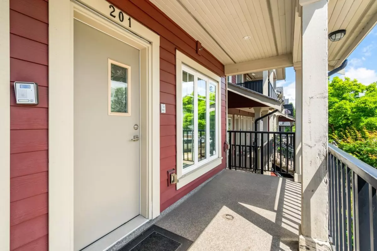 Dining Area Photo of 201 4577 Slocan Street, Vancouver, BC