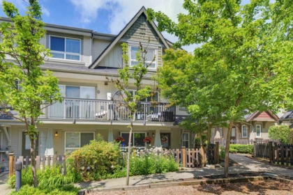 46 7155 189 Street, Surrey, BC, Surrey — Townhouse for sale
