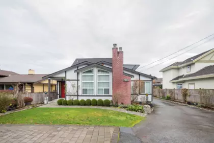 7720 No.1 Road, Richmond, BC, Richmond — Single Family Residence for sale